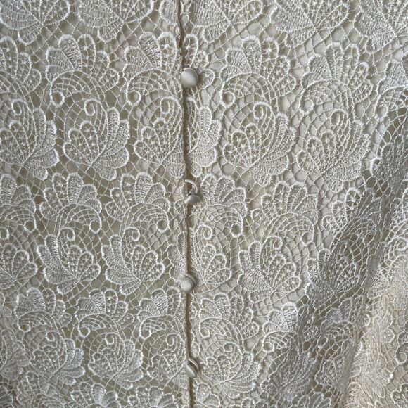 Talbots Vintage Lace Overlay Blouse Princess Seams Back Covered Buttons Size 14 - Picture 14 of 14